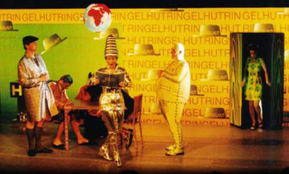 35. mai_img05: title: 35. mai img05 author: donmartin supersets 2001 description: stage keywords: renate martin, andreas donhauser, supersets, violeta dinescus, erich kästner, wiener staatsoper