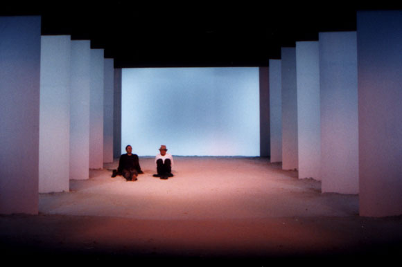 godot_img04: title: warten auf godot img04 author: donmartin supersets 1999 description: stage keywords: renate martin, andreas donhauser, supersets, michael sturminger, samuel beckett