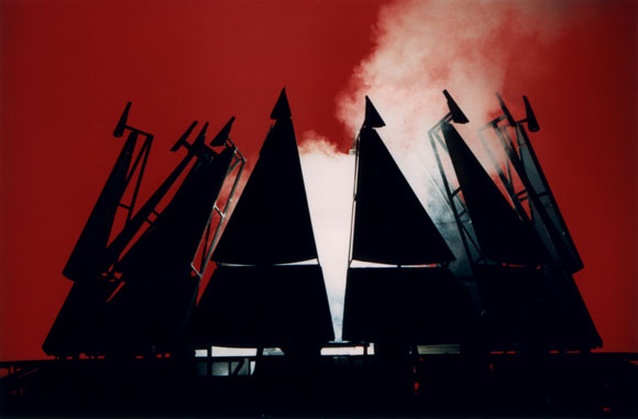 le grand macabre_img01: title: grand macabre img01 author: donmartin supersets 1998 description: stage keywords: renate martin, andreas donhauser, supersets, michael sturminger, györgy ligeti, tiroler landestheater